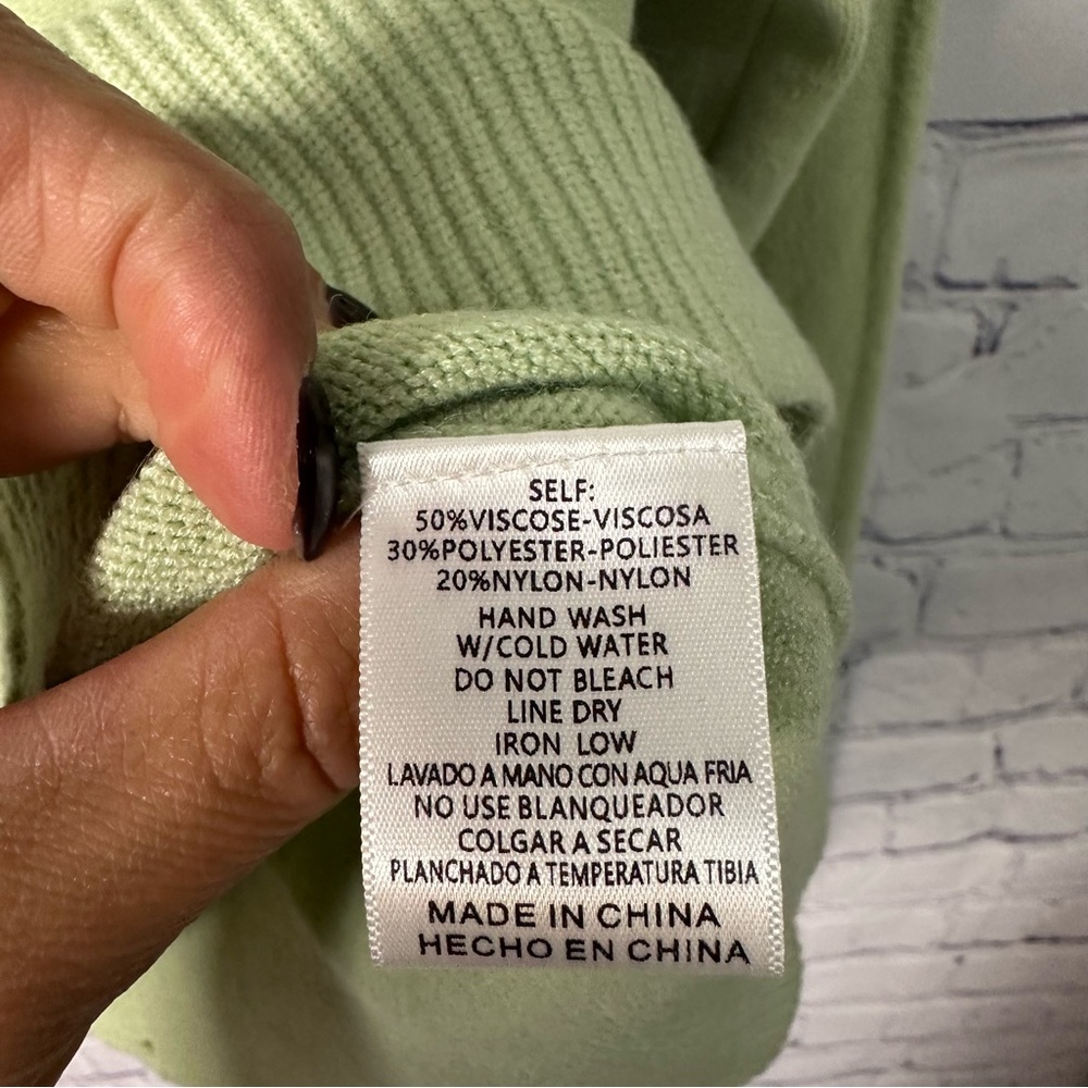 &Merci Women's Pastel Green Crew Neck Sweater - Picture 4 of 4